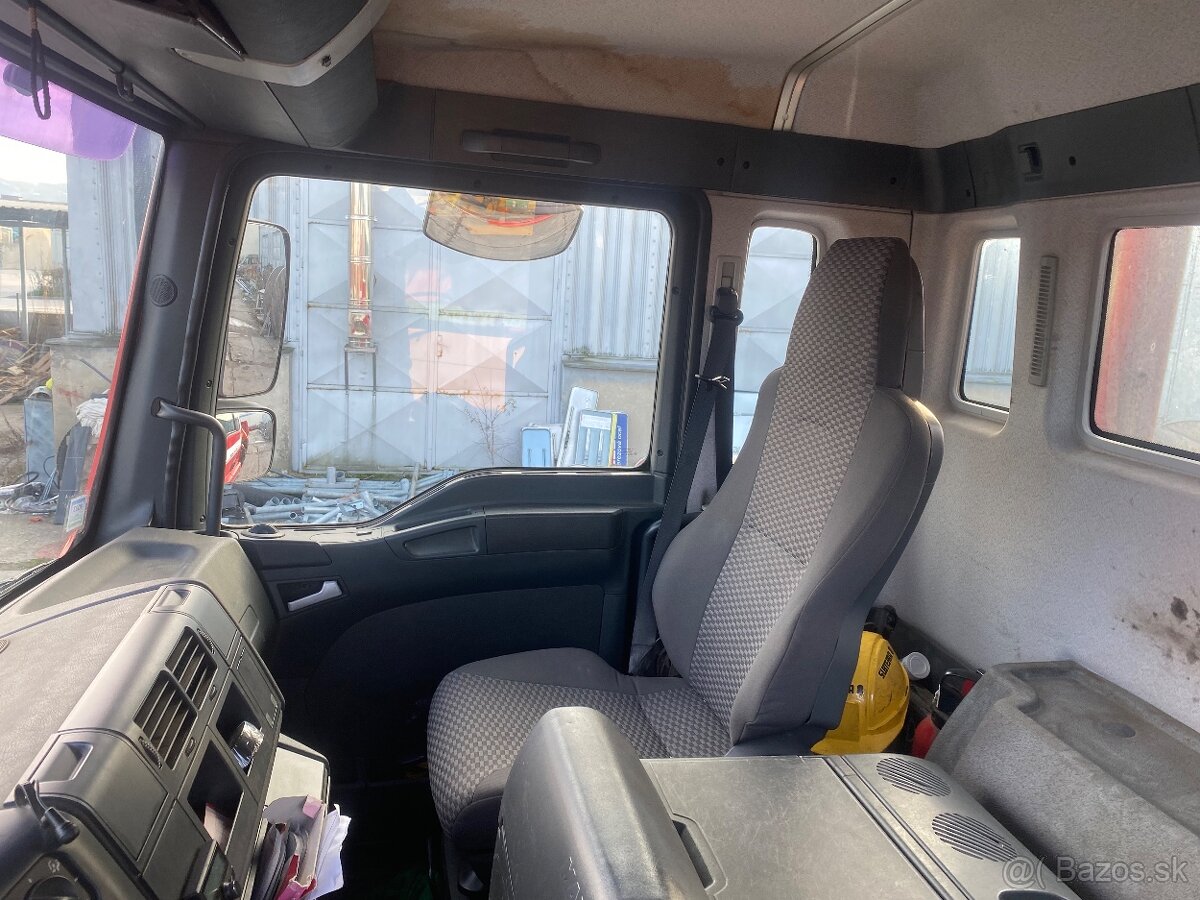 nákladné auto s Hydraulickou rukou ,sklapač - 16