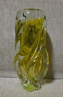 Sklenené dizajnové vázy 1 - 16