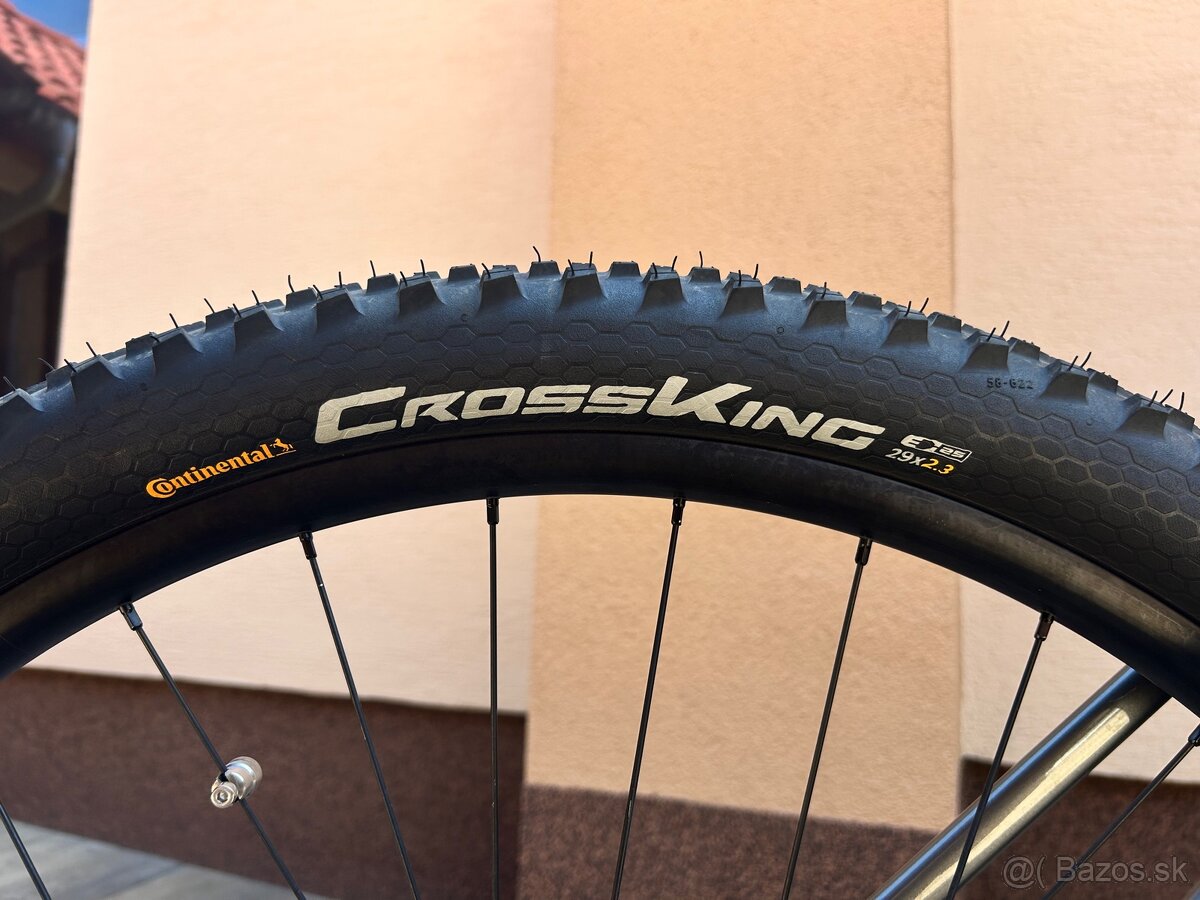 Specialized rockhopper 29” E-bike - 16