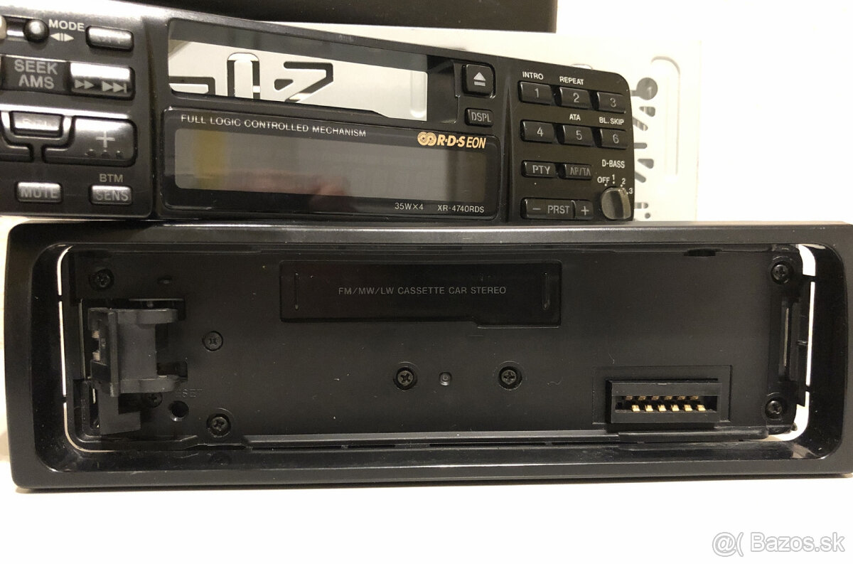 Sony XR - 4740 RDS - 16