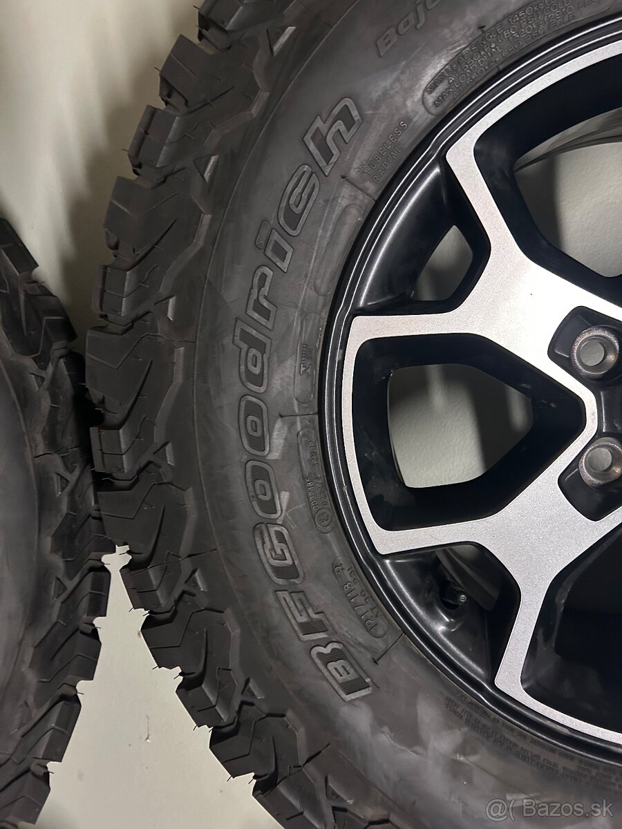 Jeep Wrangler 285/70 r17 BF Goodrich - 16