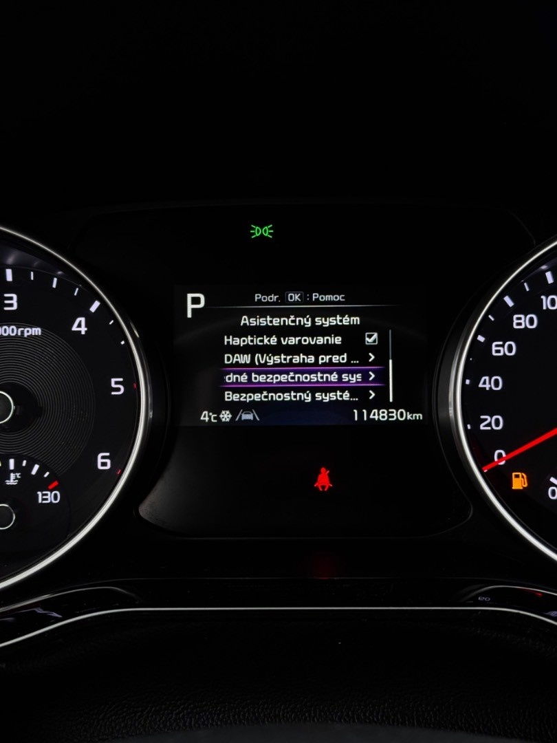 Kia Ceed SW 1.6 CRDi MHEV Gold A/T - 16