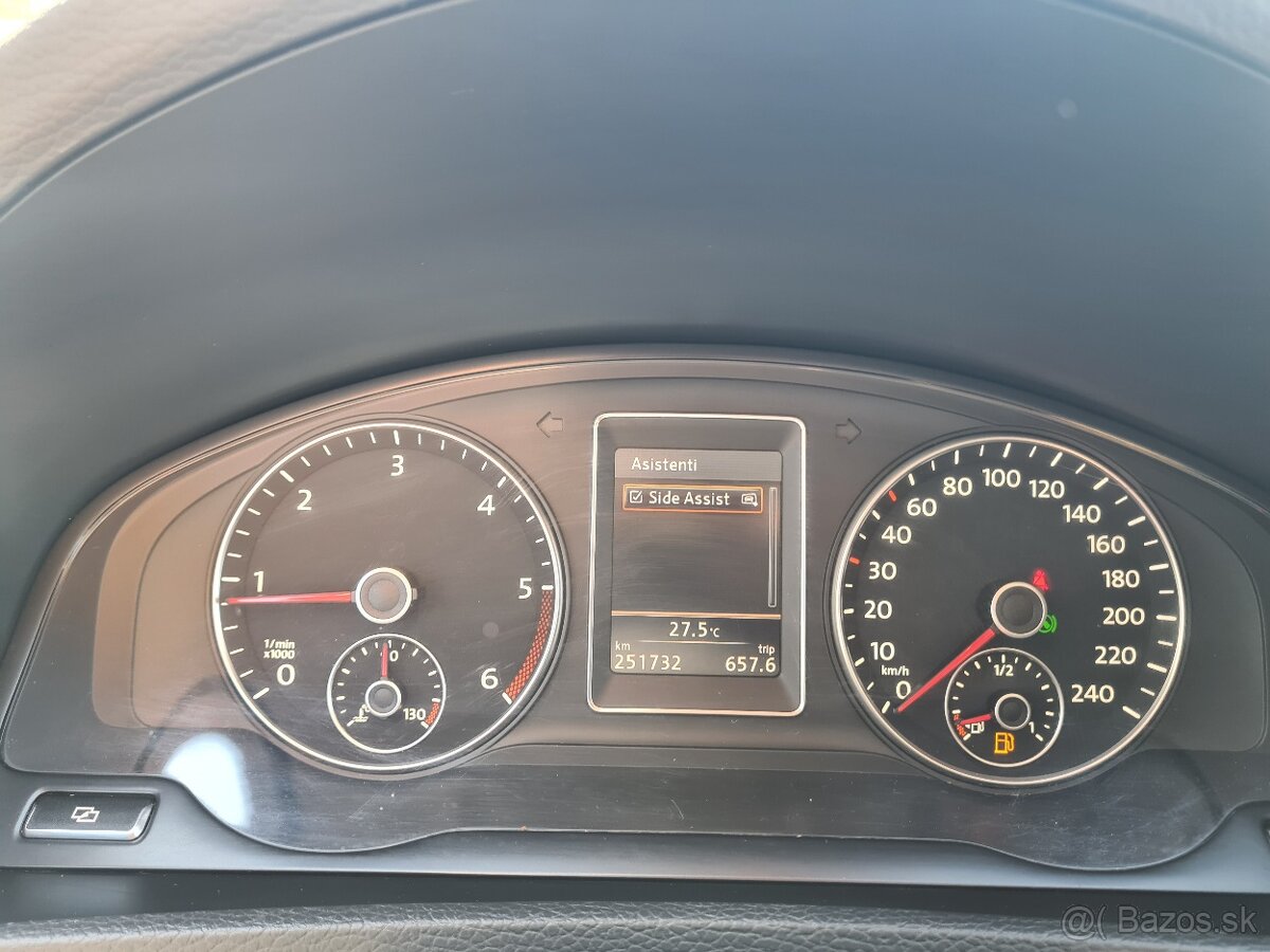 VOLKSWAGEN MULTIVAN 2.0 BITDI HIGHLINE 4MOTION DSG - 16