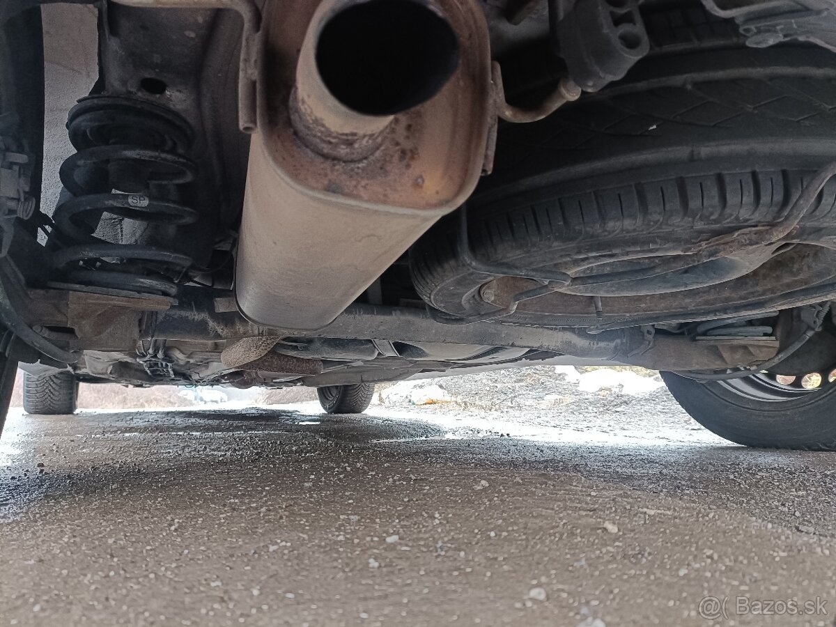 Opel Zafira 1.7 CDTI 92kW, 7-miest. - 16