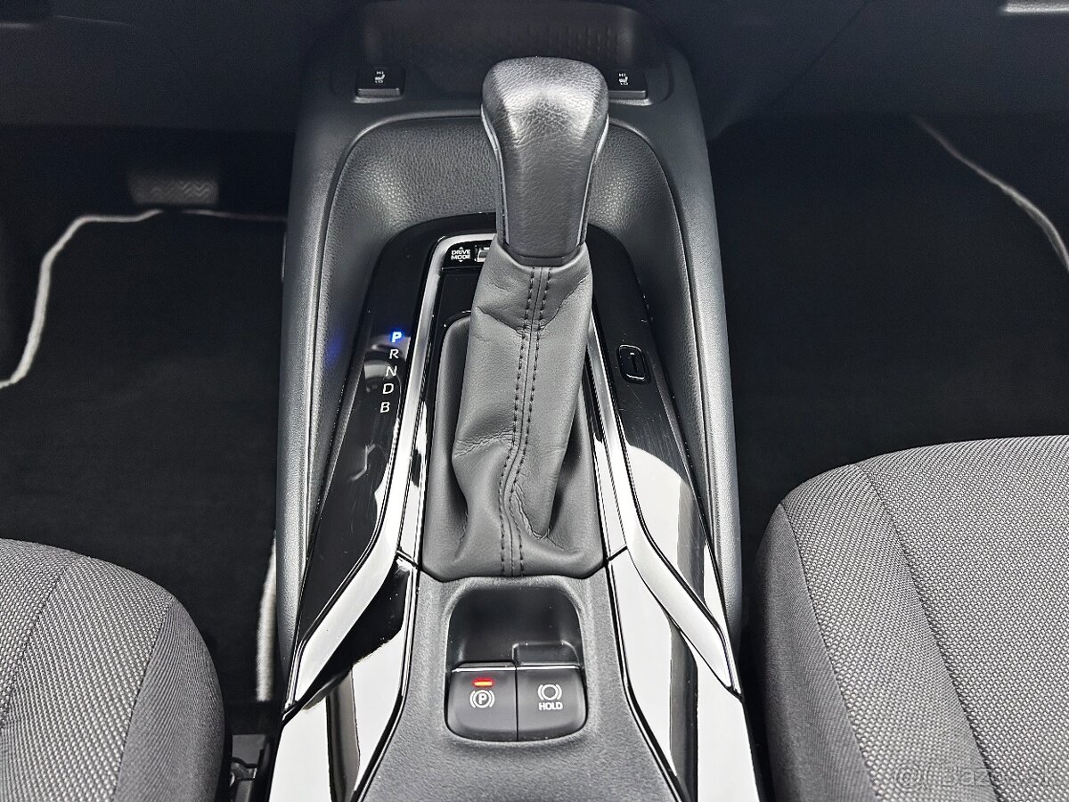 Toyota Corolla 1.8 Hybrid e-CVT Comfort - 16