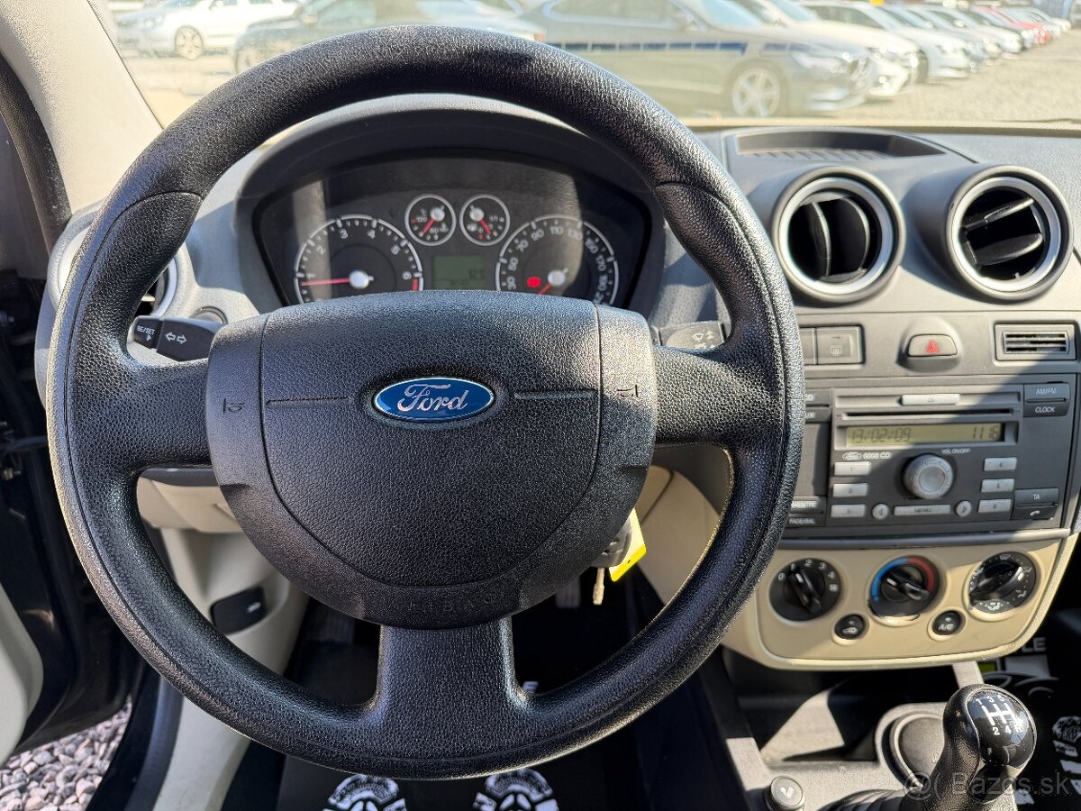 Ford Fiesta 1.3 Ambiente - 16