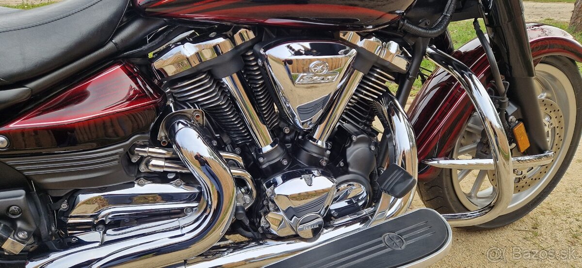 YAMAHA XV 1900 DELUXE 2010 - 16