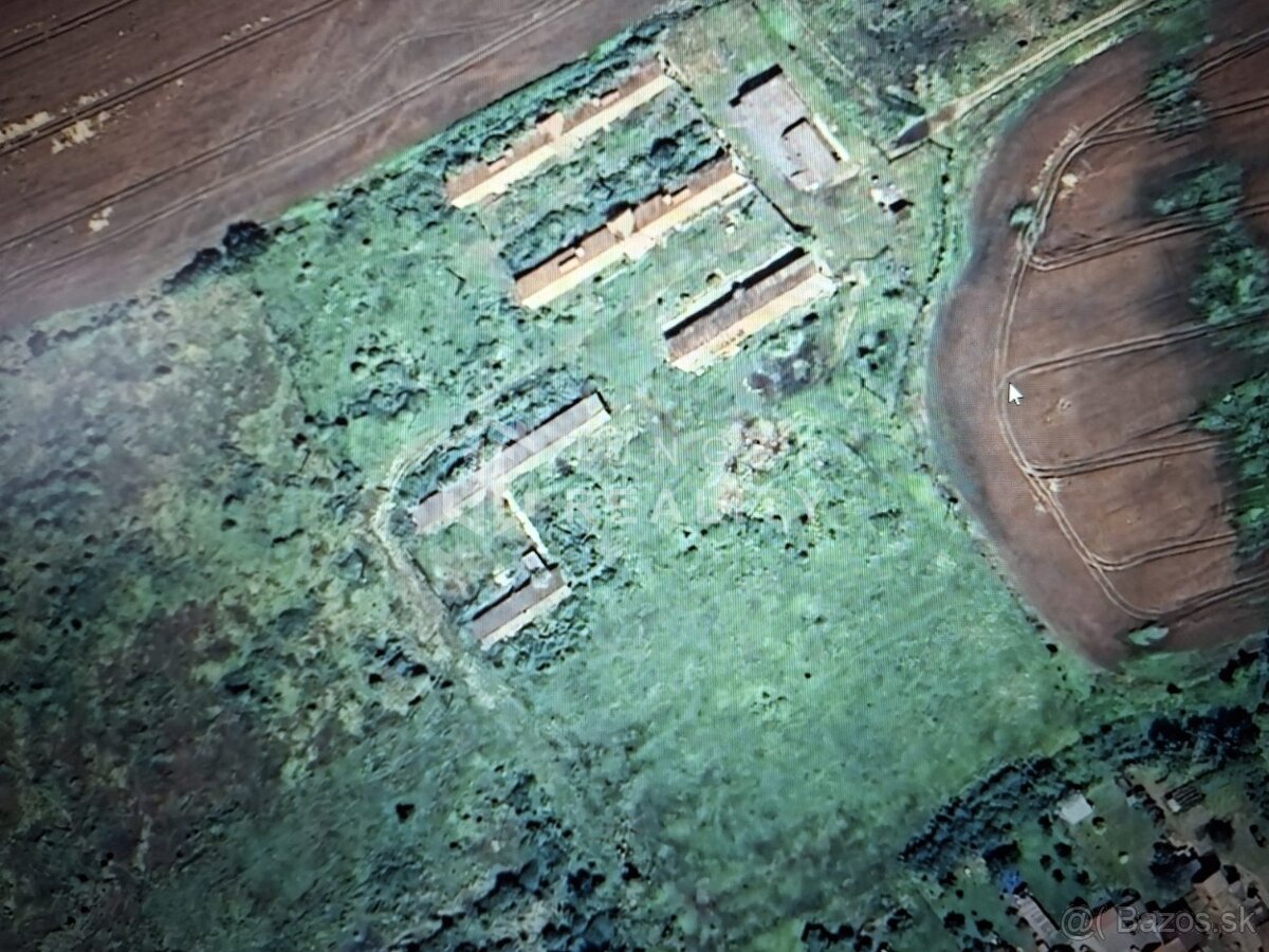 Inv.pozemok – orná pôda a hospodárske budovy v obci Starňa - 16