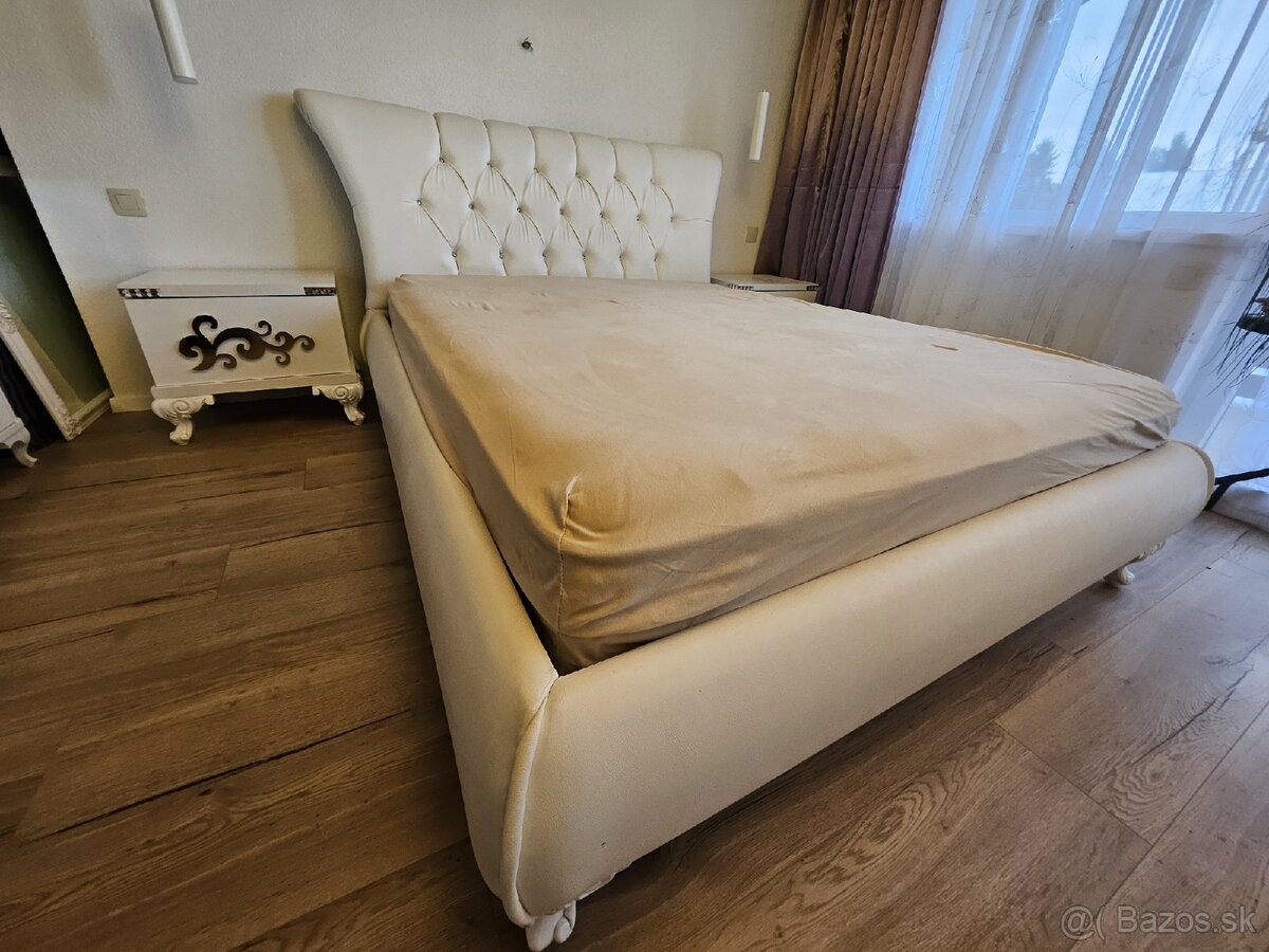 Luxusné biele kreslo z koženky – elegantné a pohodlné - 16