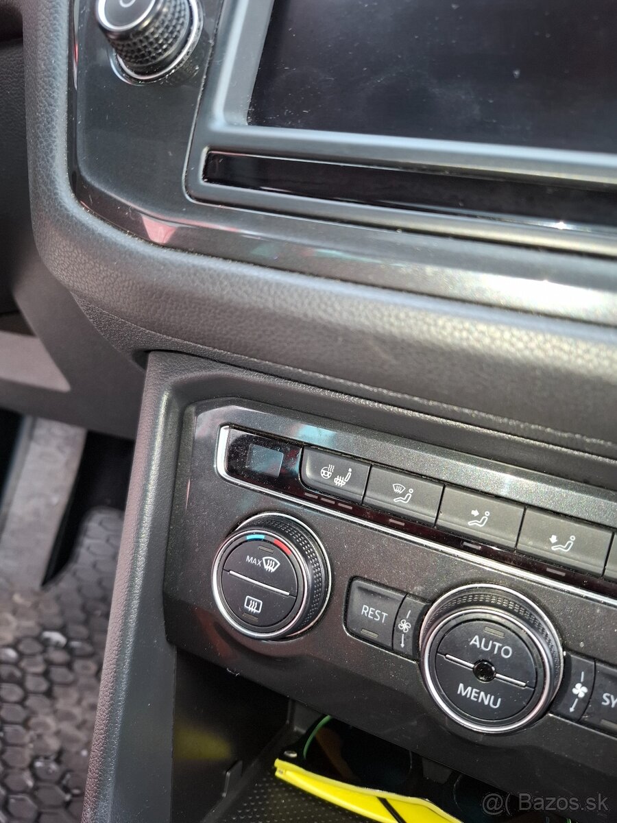 Volkswagen Tiguan 2.0 TSI - 16