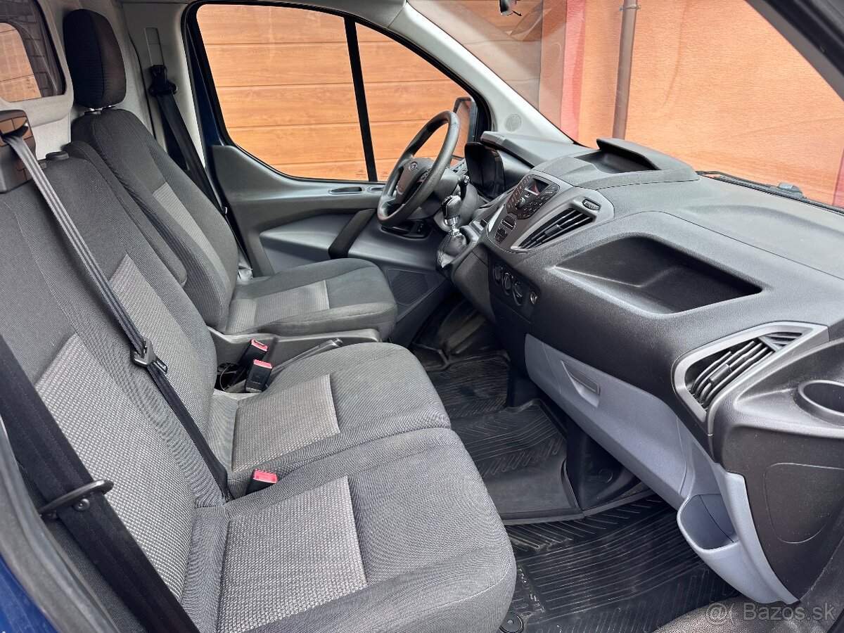 2018 Ford Transit Custom - 16