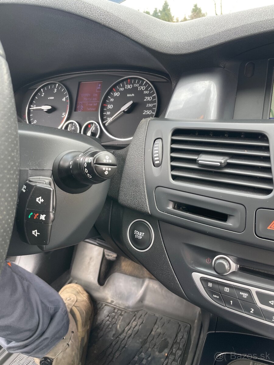 Predám Renault Lagunu - 16