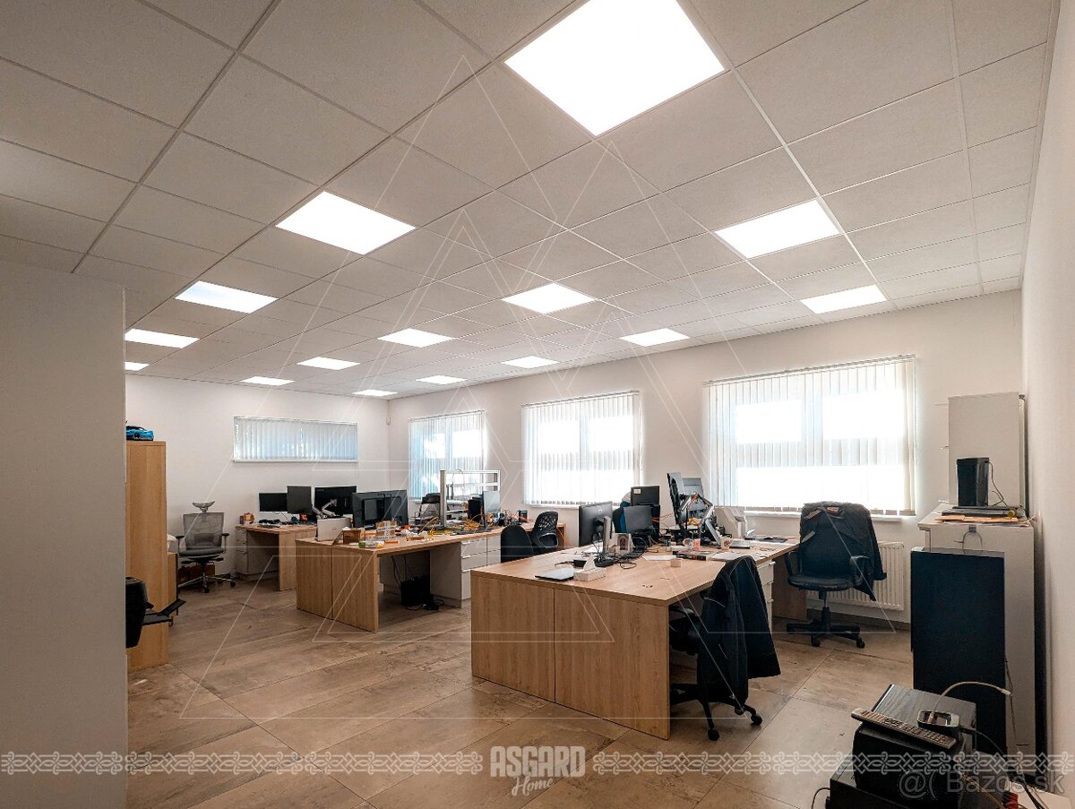 Moderný obchodno-administratívny komplex so sklad. halami - 16