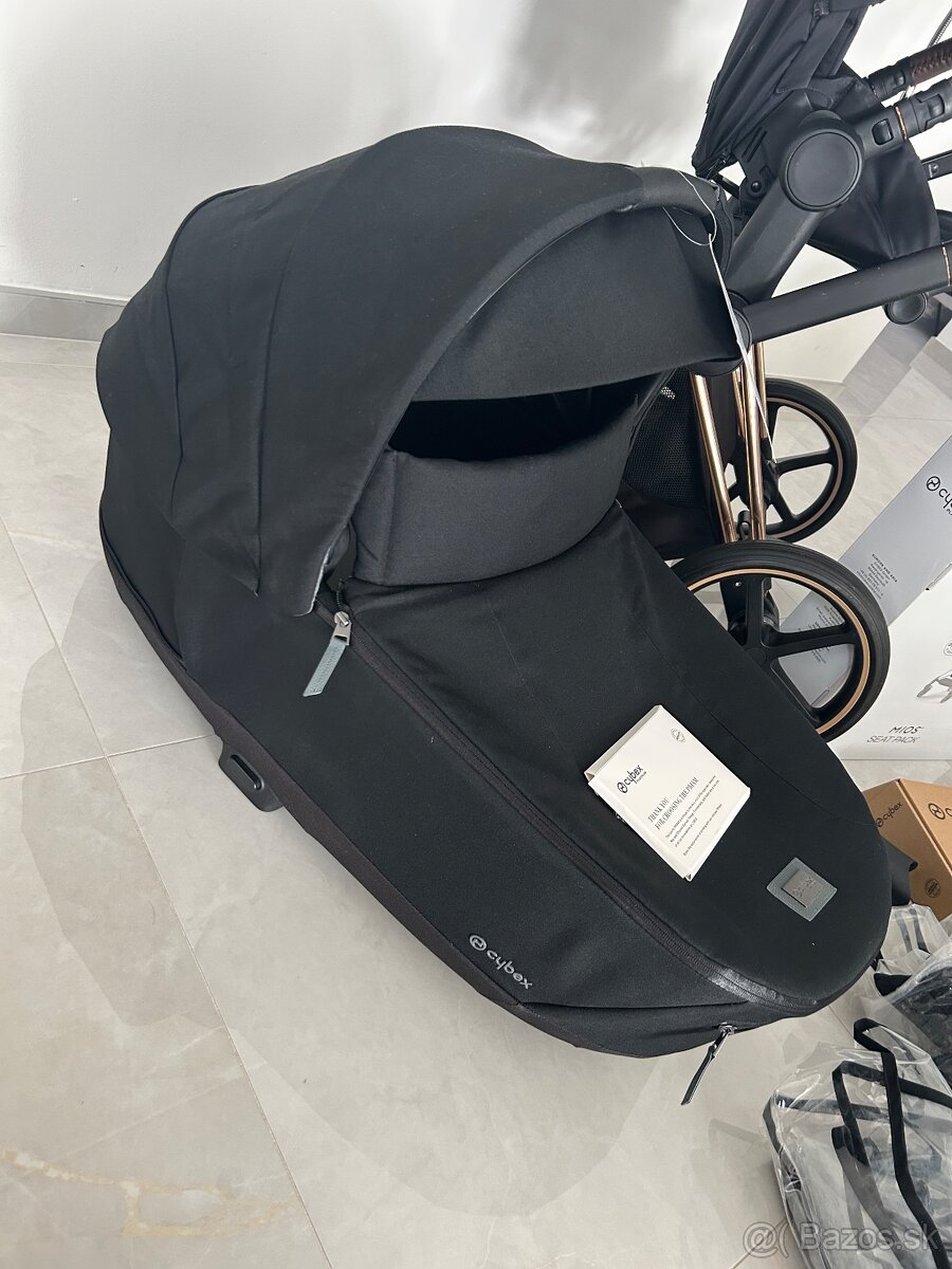 Cybex Priam Rose Gold 4.0 Deep black - 16