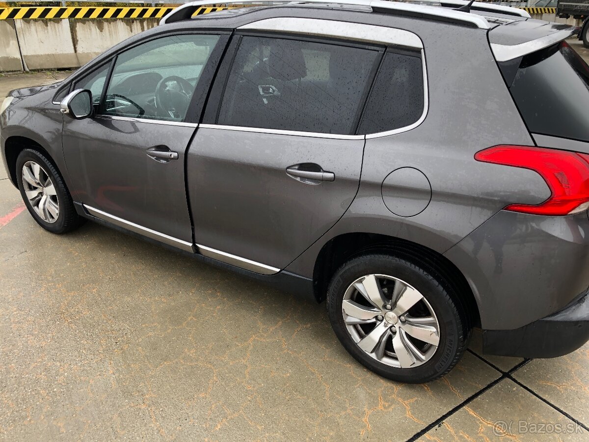 Peugeot 2008 / AUTOMAT - 16