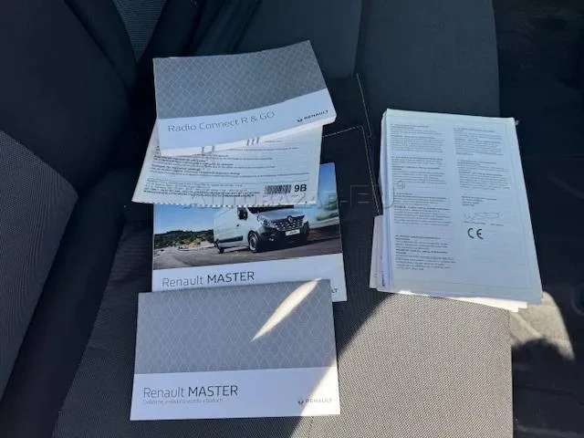 Renault Master 2.3dCi 9 miestne - 16