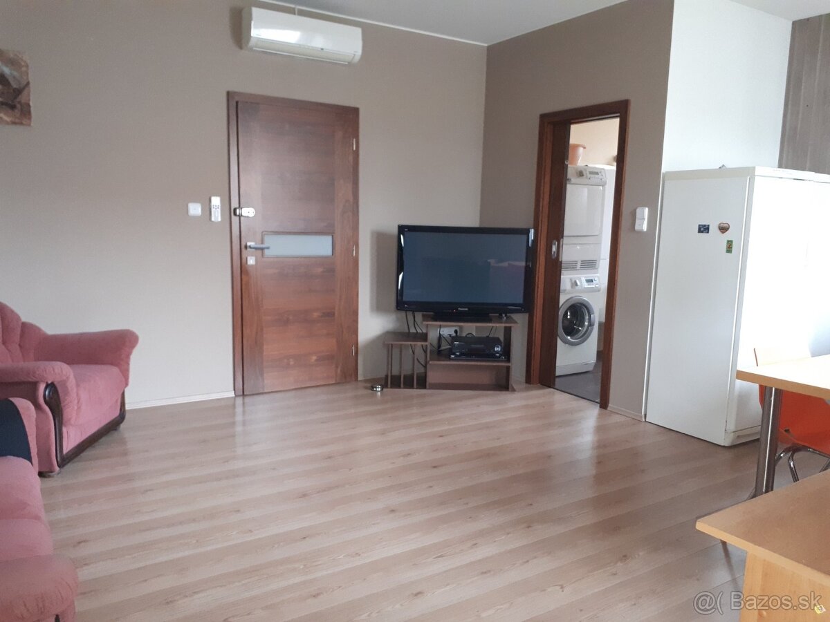 Prenájom 1,5 izbový byt 45 m2 Košice - Barca. - 16