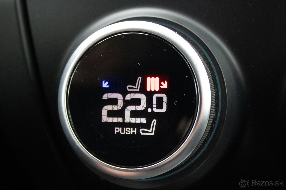 Jaguar E-Pace 2.0 AT9 110kW AWD Black Edition odpočet DpH - 16