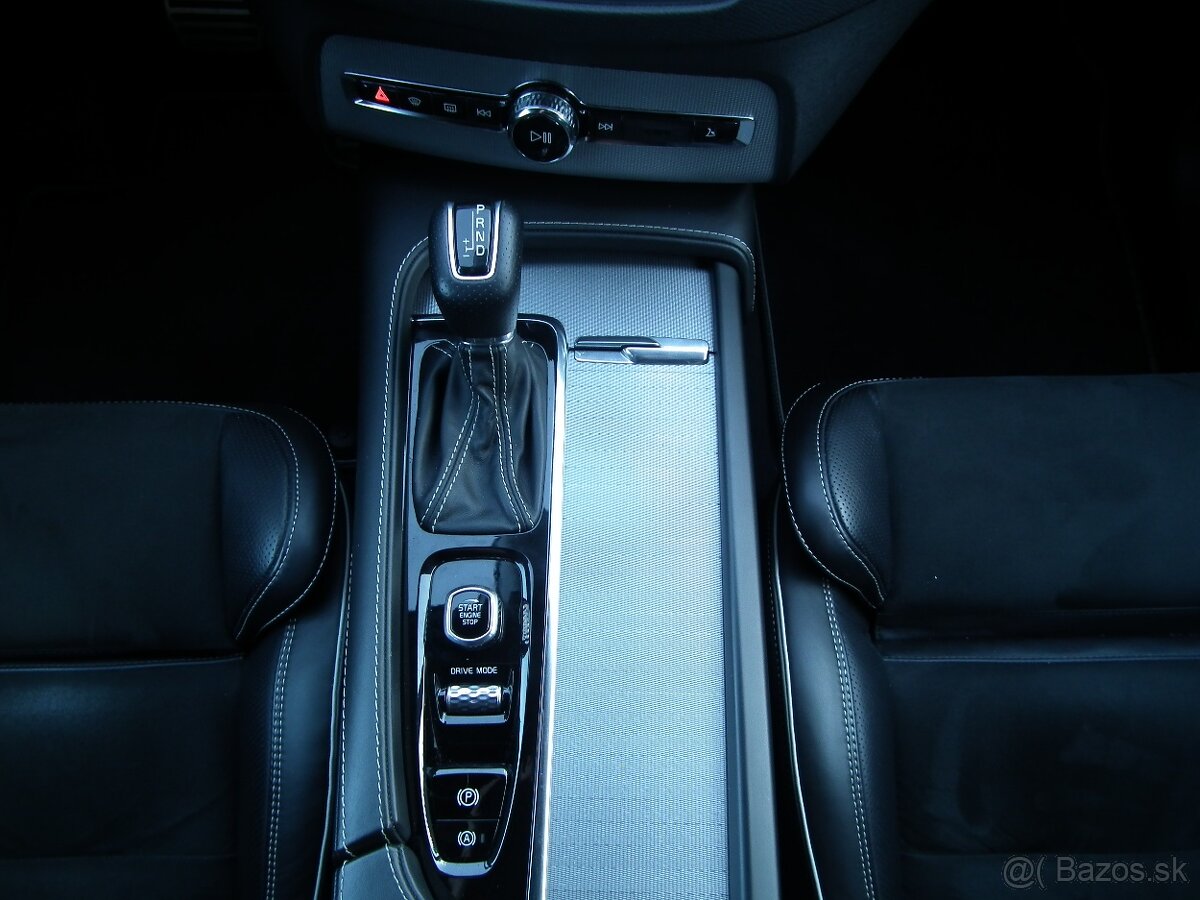 Volvo XC90 XC 90 D5 235k Drive-E R-Design AWD A/T - 16