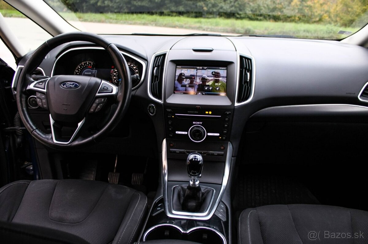 Ford S-Max 2.0 TDCi Duratorq 150 Titanium AWD - 16