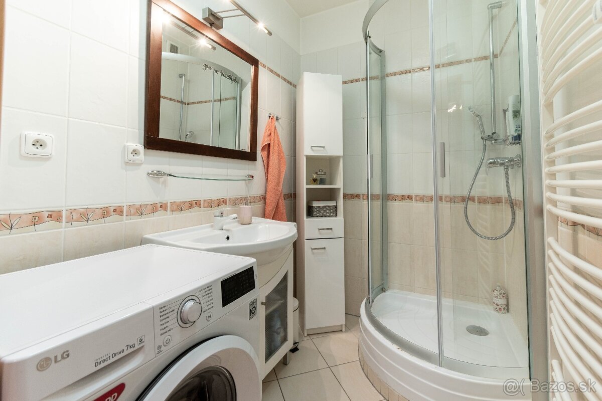 Kompletne zariadený 2-izbový byt pri hrádzi, Sihoť - 16