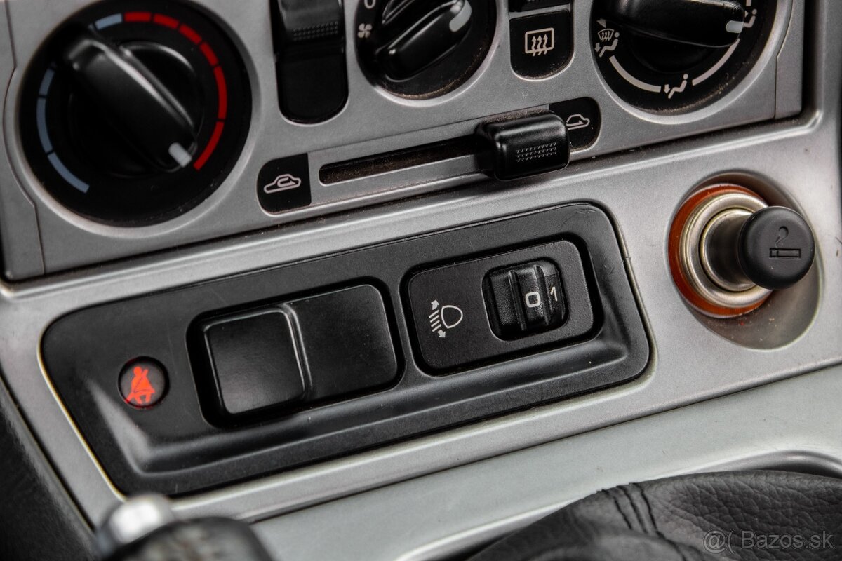 Mazda MX-5 NB 1.6 81kW, M5, Mohair + Vyhrievané sedadlá - 16