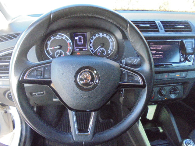 Škoda Fabia 1.0 TSI Ambition r.v.8/2020 - 16