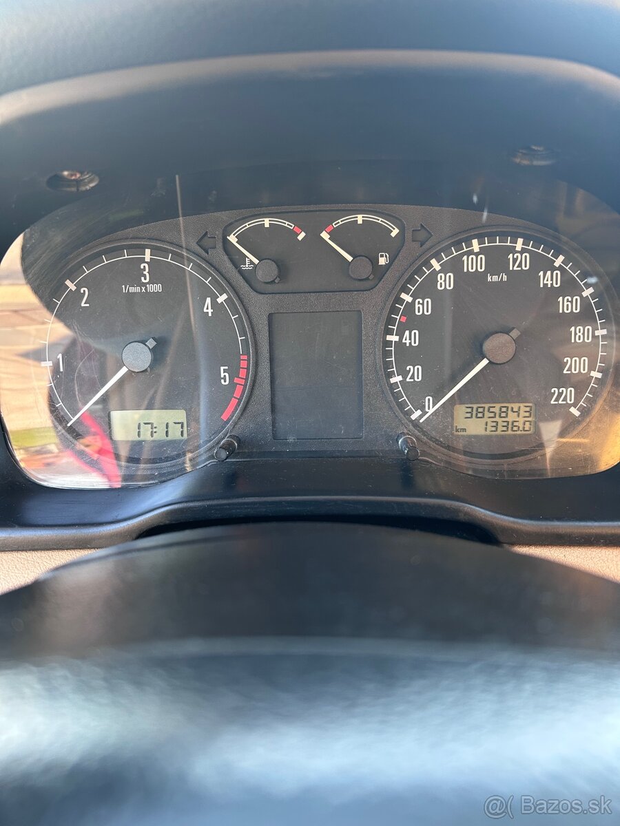 Škoda Octavia 1 1.9tdi - 16