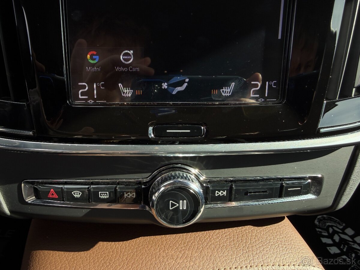 Volvo S90 D3 2.0L Drive-E Momentum Pro Geartronic - 16