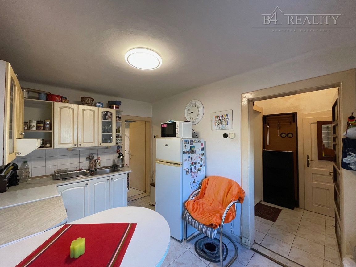 Rodinný dom s pozemkom 378 m2, Žilinská ul., Trenčianska Tep - 16