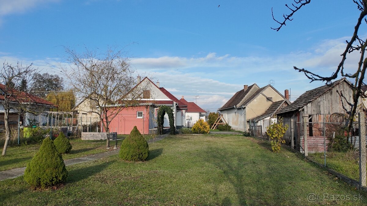 Prerobený 4izb rodinný dom s rozsiahlou záhradou, Kútníky - 16