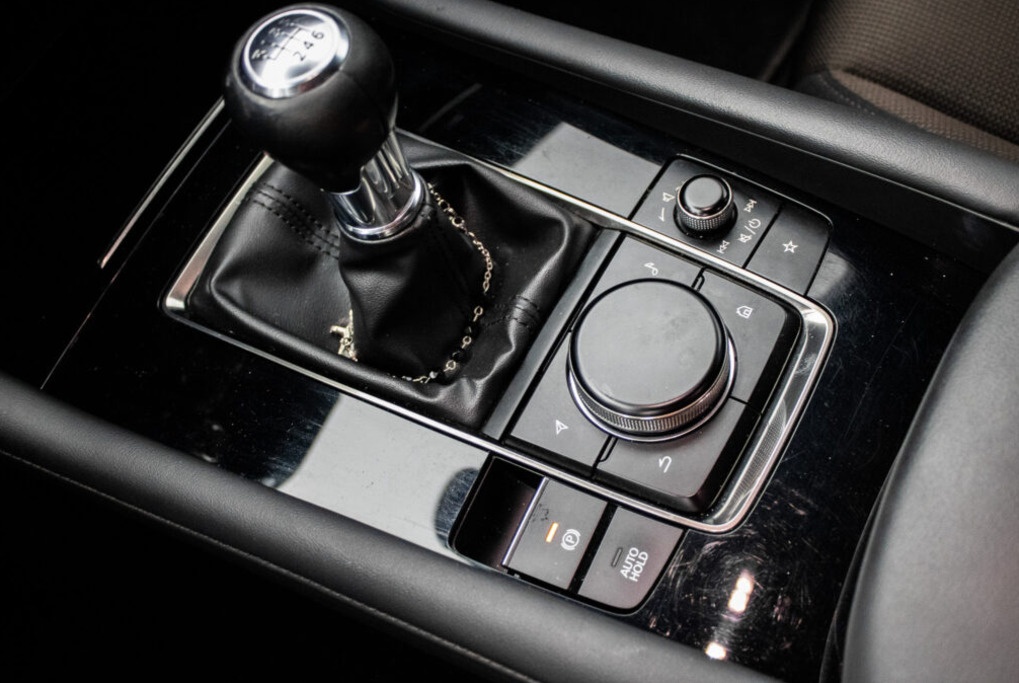 Mazda 3 90kW (2020). - 16