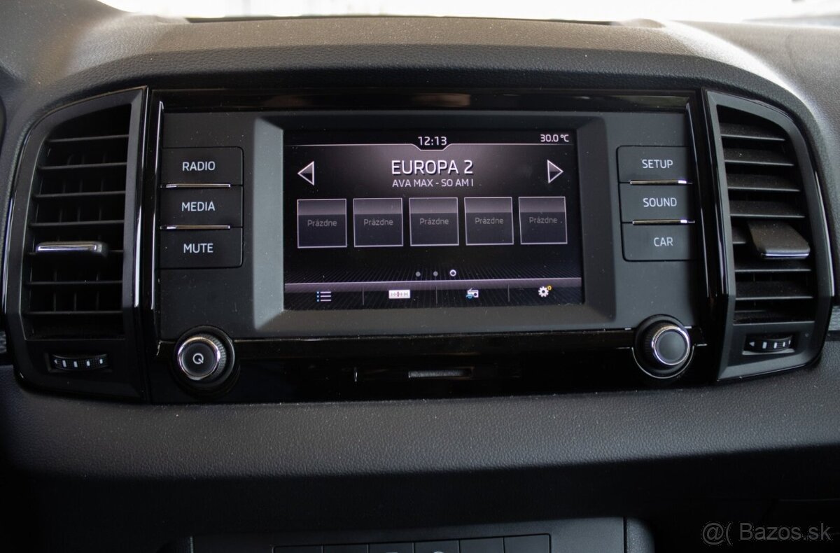 Škoda Karoq 1.6TDI Life M6 - 16