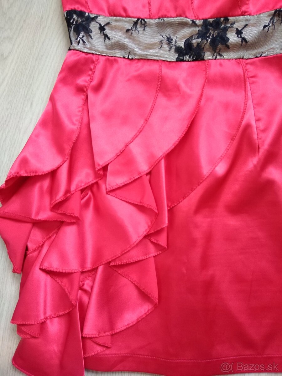 Trblietavé šaty flitrovane - 16