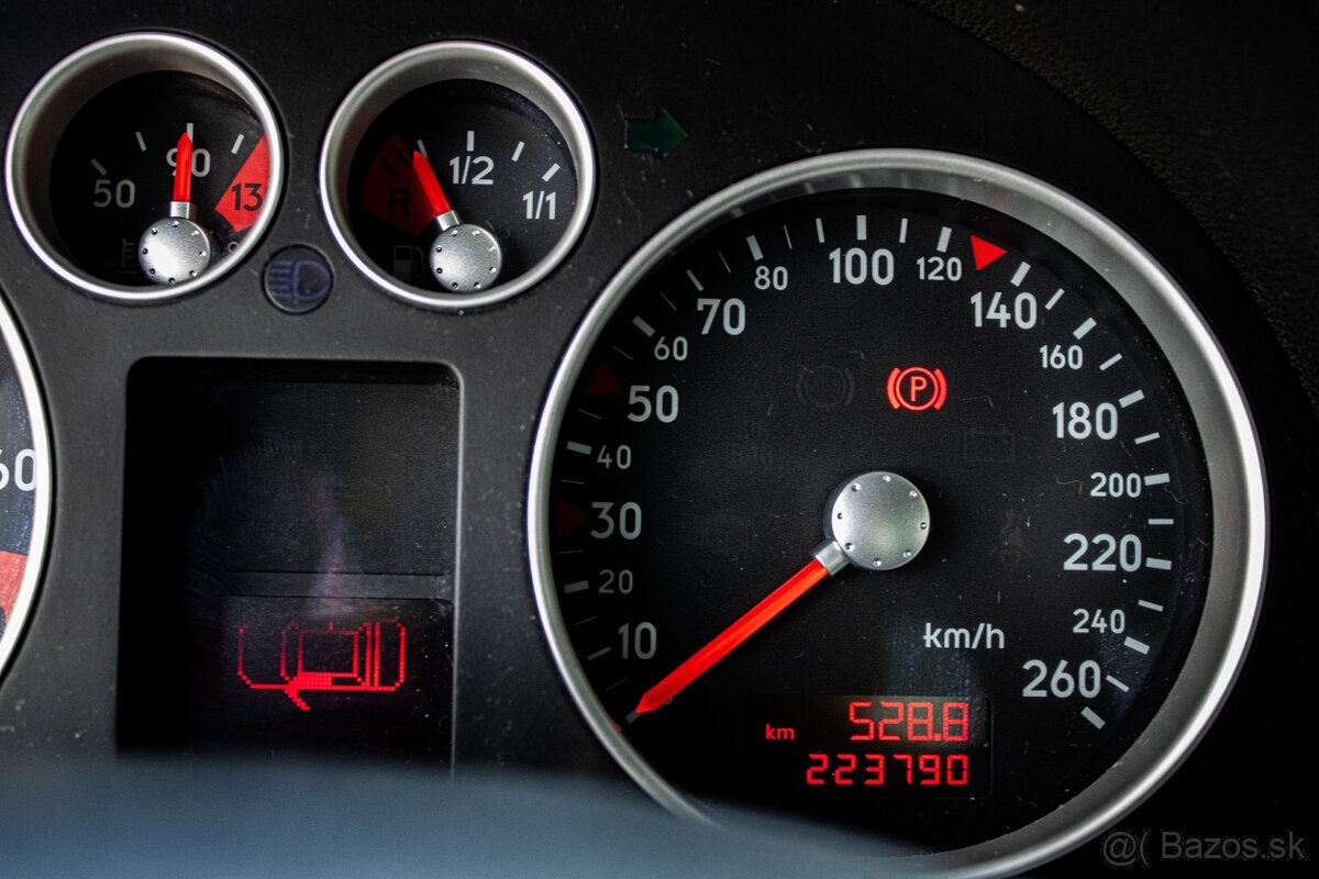 Audi TT Coupé 1.8T - 16