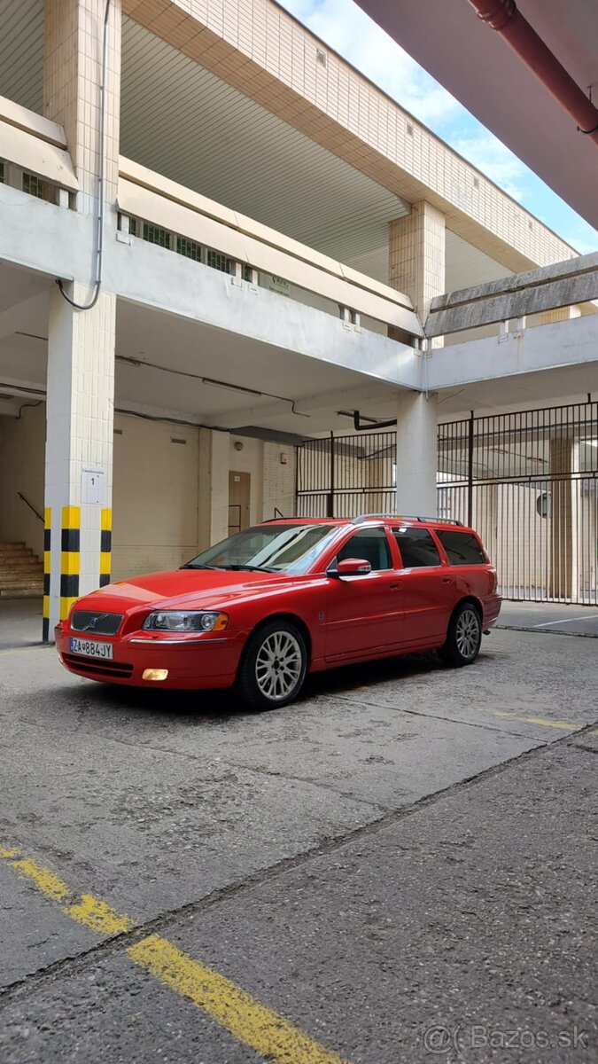 Volvo V70 D5, manuál - 16