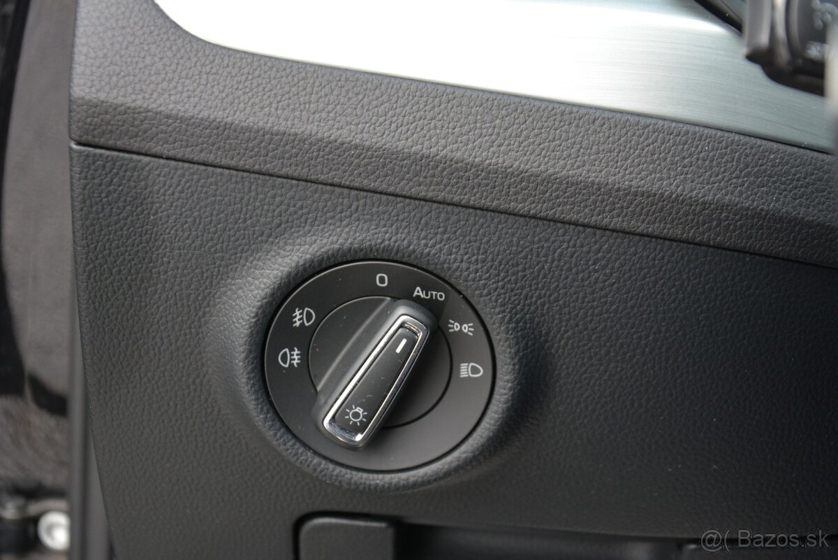 Škoda Superb Combi 2.00 TDI DSG STyle - 16