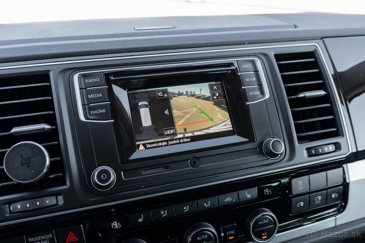 Volkswagen Caravelle 2.0 TDI 4x4 - 16