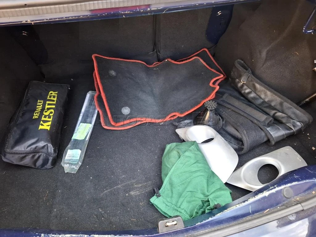 Dacia Logan 1.4i Artica - 16