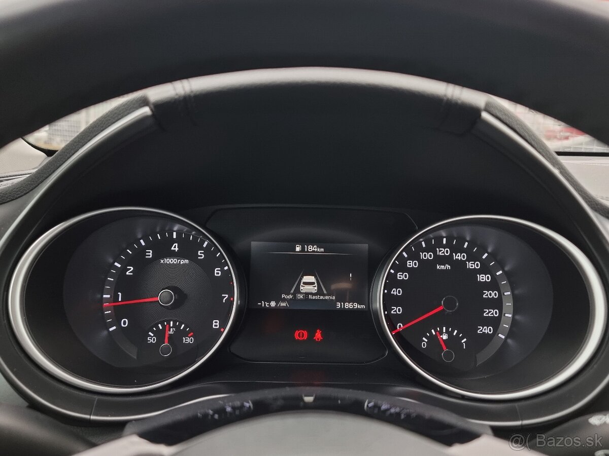 Kia Ceed 1.5 T-GDi Gold za 16.990,- € - 16