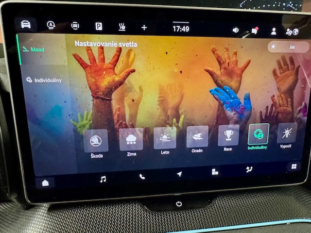 Skoda Kodiaq 1.5 TSI SELECTION PLUS 110Kw v záruke - 16