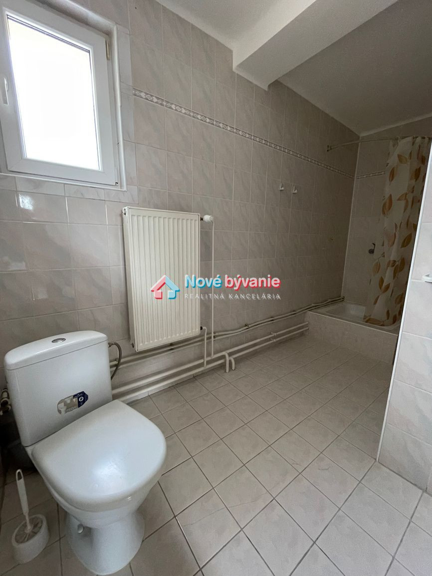 Prenájom veľkého domu – ubytovanie pre robotníkov / firmy – - 16