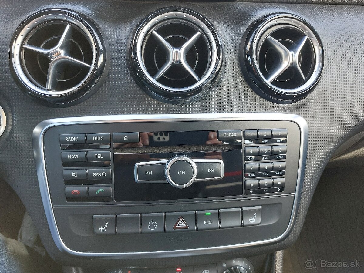 Mercedes-Benz A trieda 180 CDI BlueEFFICIENCY A/T - 16