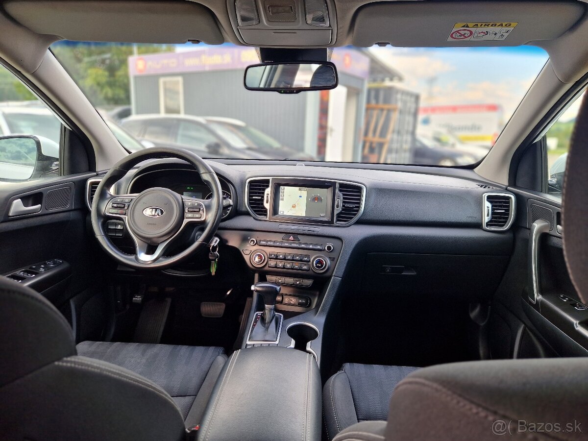 Kia Sportage 2.0 CRDi 4WD AT Gold Odpočet DPH - 16
