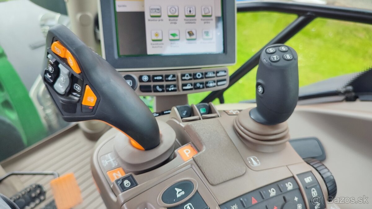 John Deere 6215 R Auto Powr - 16