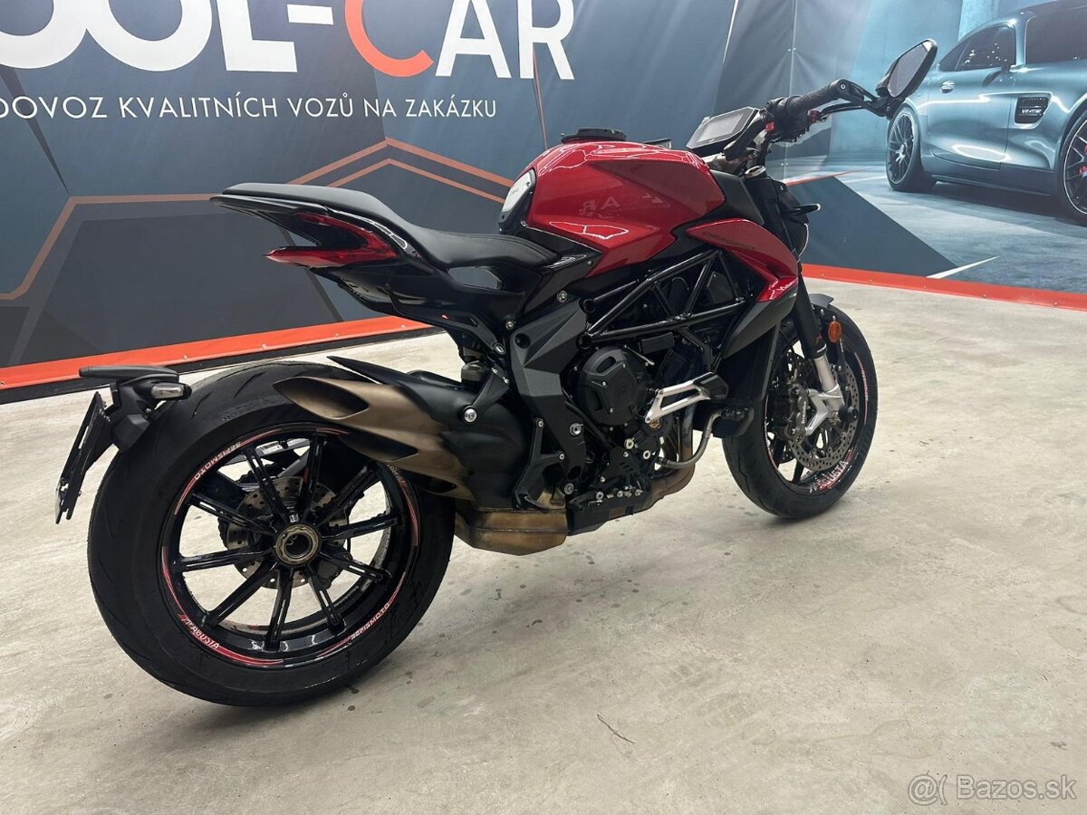 MV Agusta Dragster 800R 1. maj DPH 1980km - 16