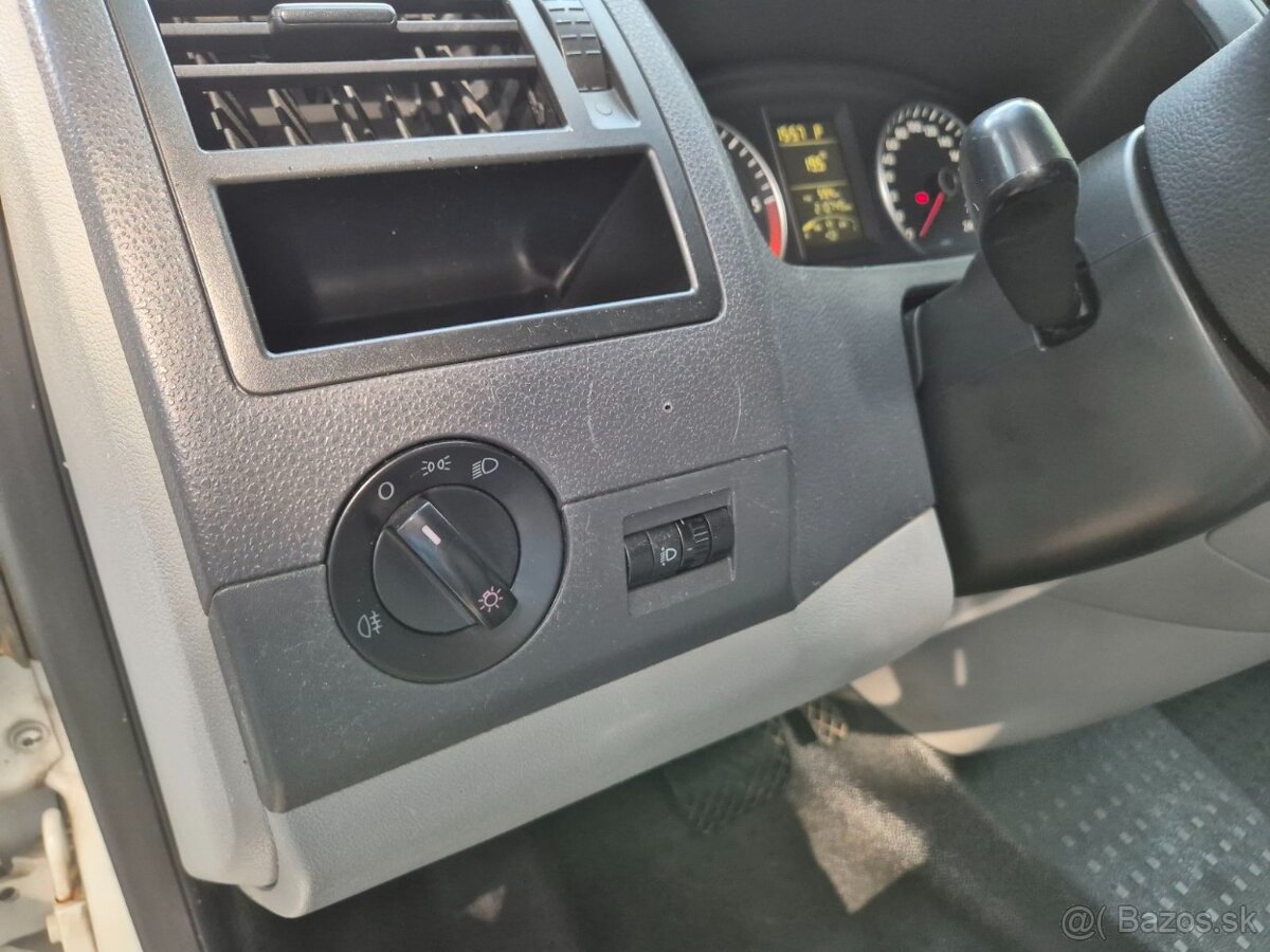 Volkswagen T5 Transporter - 16