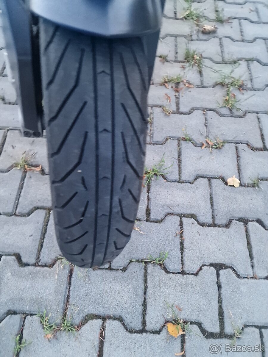 Predám BMW s1000xr,ročník 9/2017 najazdené 52 654km , 121kw - 16