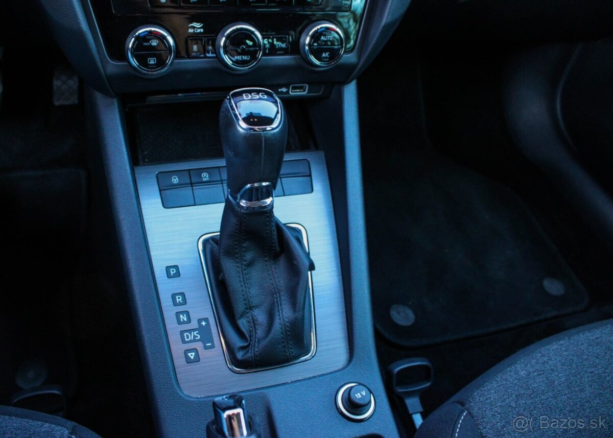 Škoda Octavia Combi 2.0 TDI Team DSG - 16