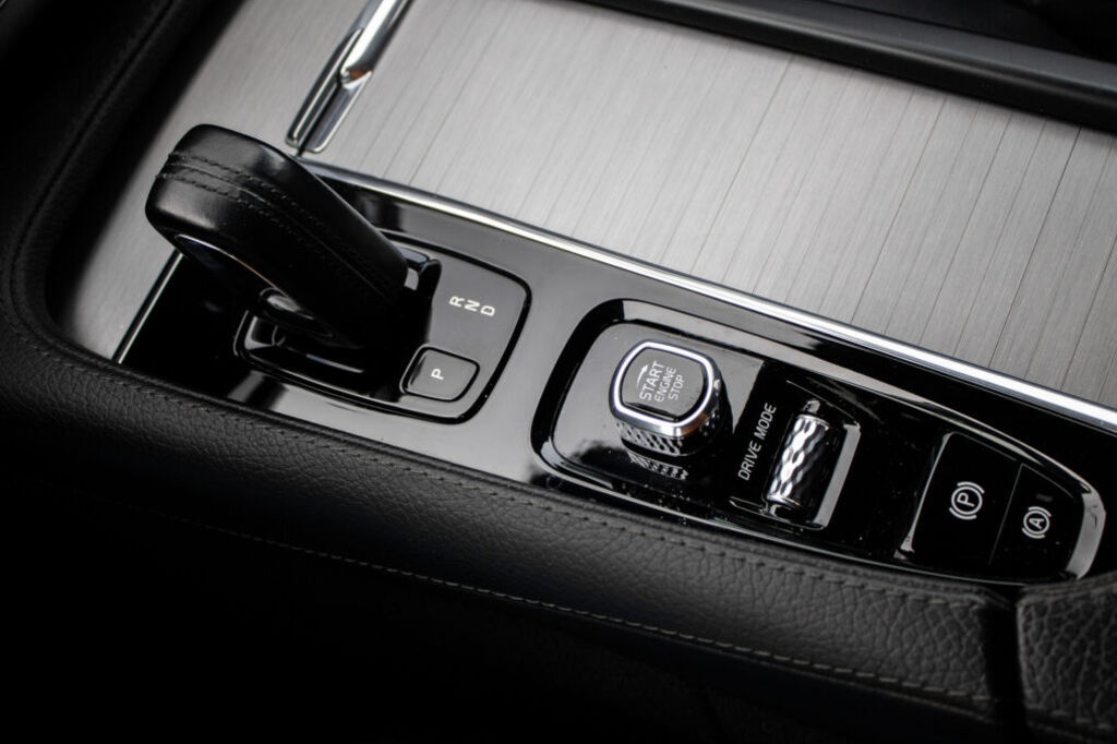 Volvo XC90 2.0 B5 Drive-E AWD A/T (2019) - 16